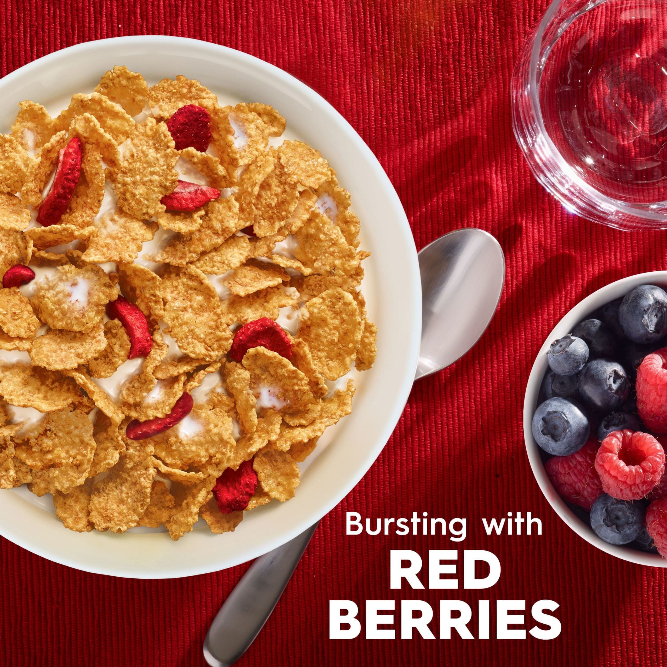 Kellogg's Special K Breakfast Cereal, Fiber Cereal, Family Breakfast, Family Size, Red Berries, 15.6oz (Pack 4)