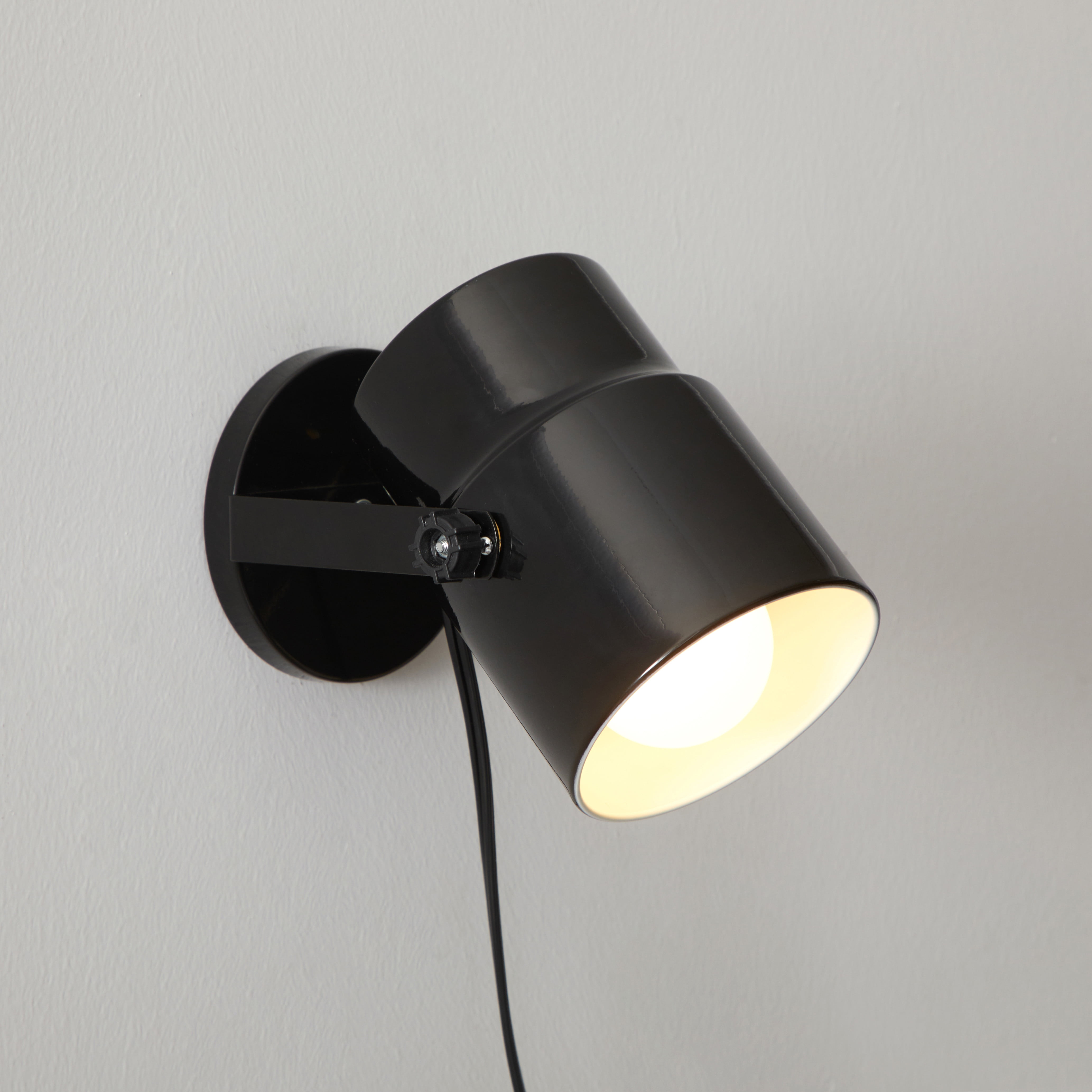 Mainstays 7.5" Spotlight Multipurpose Accent Lamp, Metallic Black