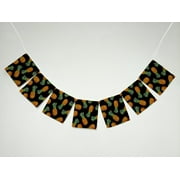 GCKG Tropical Beach Hawaiian Pineapple Banner Bunting Garland Flag Sign for Home Family Party Decoration