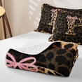 thumbnail image 4 of Manfei Leopard Print P Personalized Initial Quilt King for Teens Female,Girls Vintage Bowtie Cheetah Print King Coverlet Set, 4 of 7