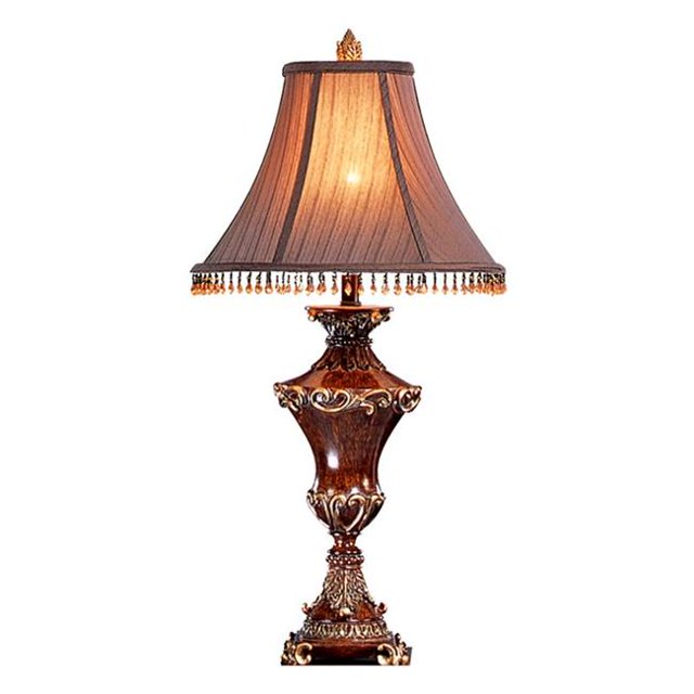31 Po Ressemblent à une Lampe de Table en Bois
