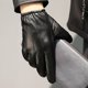 thumbnail image 1 of Guantes de cuero para hombre, otoño e invierno, terciopelo grueso, cálido, para conducir, motocicleta, pantalla táctil, guantes de piel de oveja superior, 1 of 5