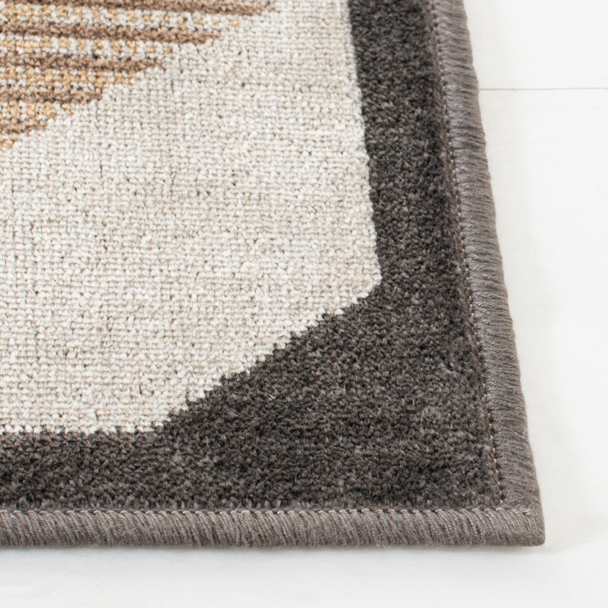 SAFAVIEH Atlas Trina Geometric Area Rug, Ivory/Beige, 5'3" x 7'7"