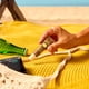 thumbnail image 5 of Bálsamo labial Sun Bum SPF 30 de coco, hidratante, 15 ml, 5 of 7