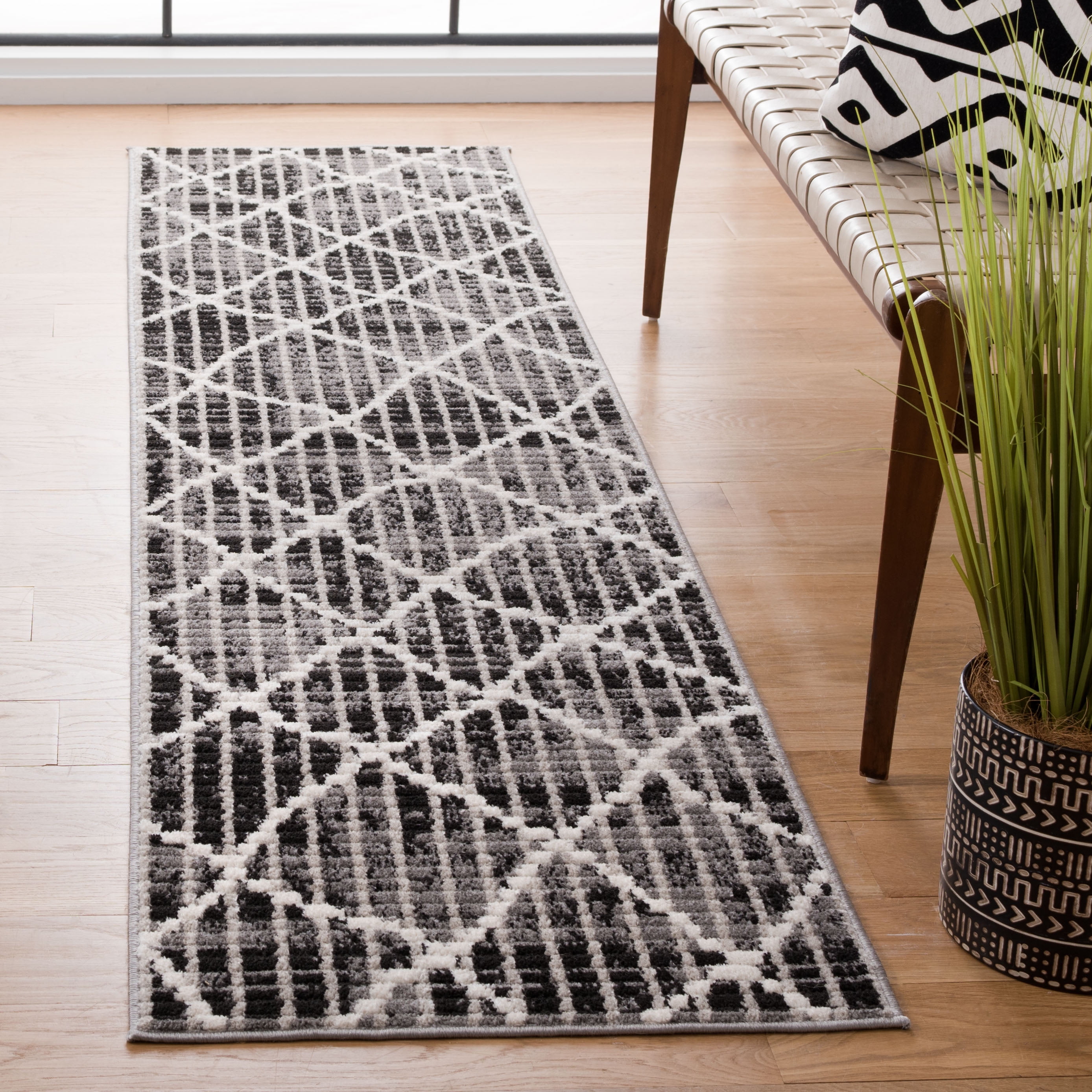 SAFAVIEH Marrakesh Nellie Geometric Polyester Runner Rug, Charcoal/Ivory, 2' x 8'