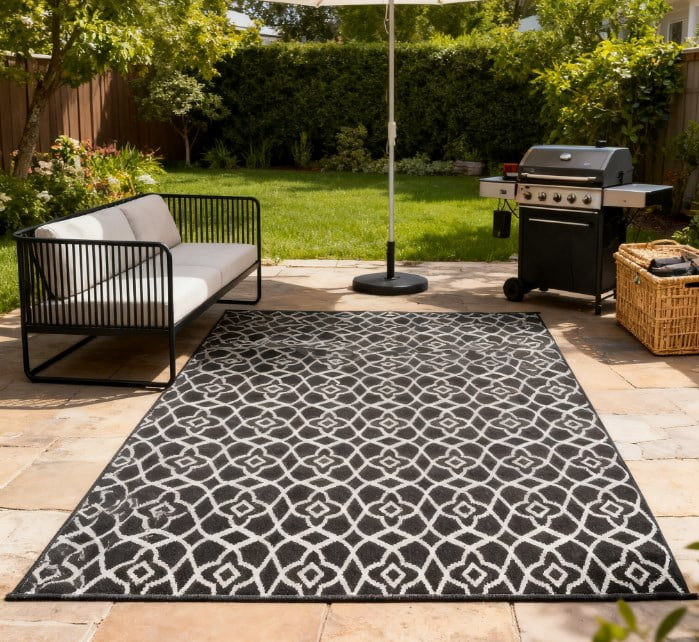 Black and White Clover Reversible Outdoor Rug, Waterproof Portable RV Camping Carpet, Foldable Fade‑Resistant Patio Mat with Carry Bag