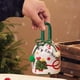thumbnail image 4 of Bolsas de regalo navideñas para niños | Bolsas de dulces de terciopelo con cordón en forma de manzana | Recuerdos y almacenamiento decorativo para fiestas | Tema festivo rojo y verde, 4 of 6