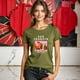 thumbnail image 3 of Playera Frutal Granadas San Joaquin Valley – Estilo Fresco con Sabor a Granada Ropa Para Mujer Color Verde Oliva Talla Chica Marca Emil SaEs, 3 of 4
