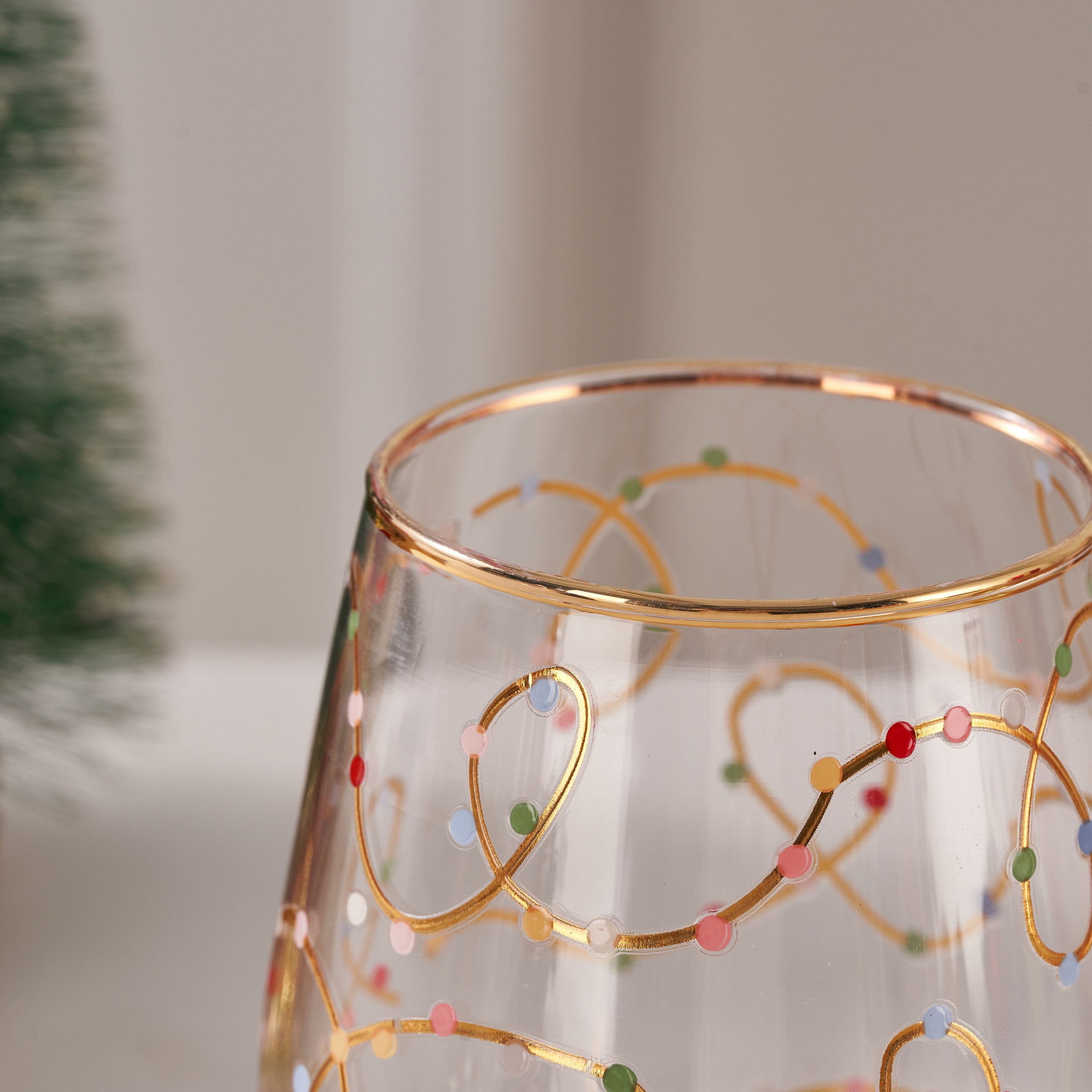 Gold Lights Wine Glass Gold Rim 18 OZ Holiday Time