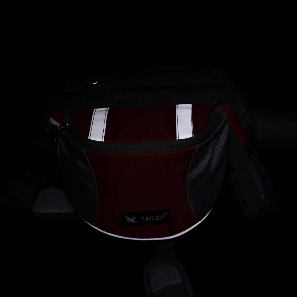 Dog Backpack for Outdoor Travel and Adventure - Design with Reflective Strip Multifunctional High-quality Materials Safety Considerations Comfort - Medium and Large Sizes Available