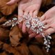 thumbnail image 1 of Accesorios para el cabello de boda peineta para el cabello con perlas de cristal elegante de aleación flexible evita la decoloración multiusos para bodas ceremonias de ANGGREK Otros, 1 of 7