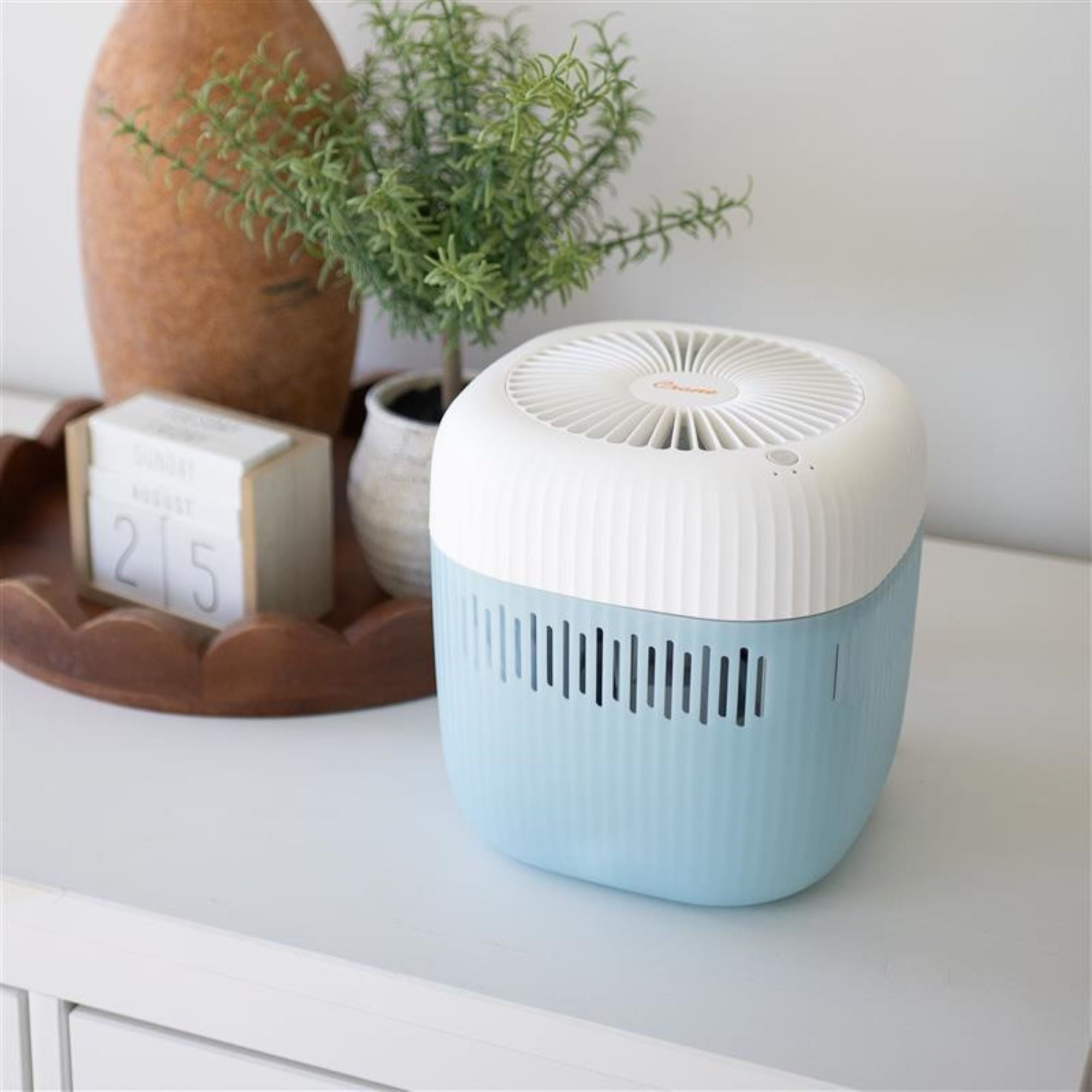 Crane Mist Free Evaporative Humidifier, 0.5 Gal Top Fill, Wick Filter, Quiet Easy Clean Air Humidifier for Bedroom, Baby Nursery & Home, Dishwasher Safe Tank, 3 Speeds, Blue/White