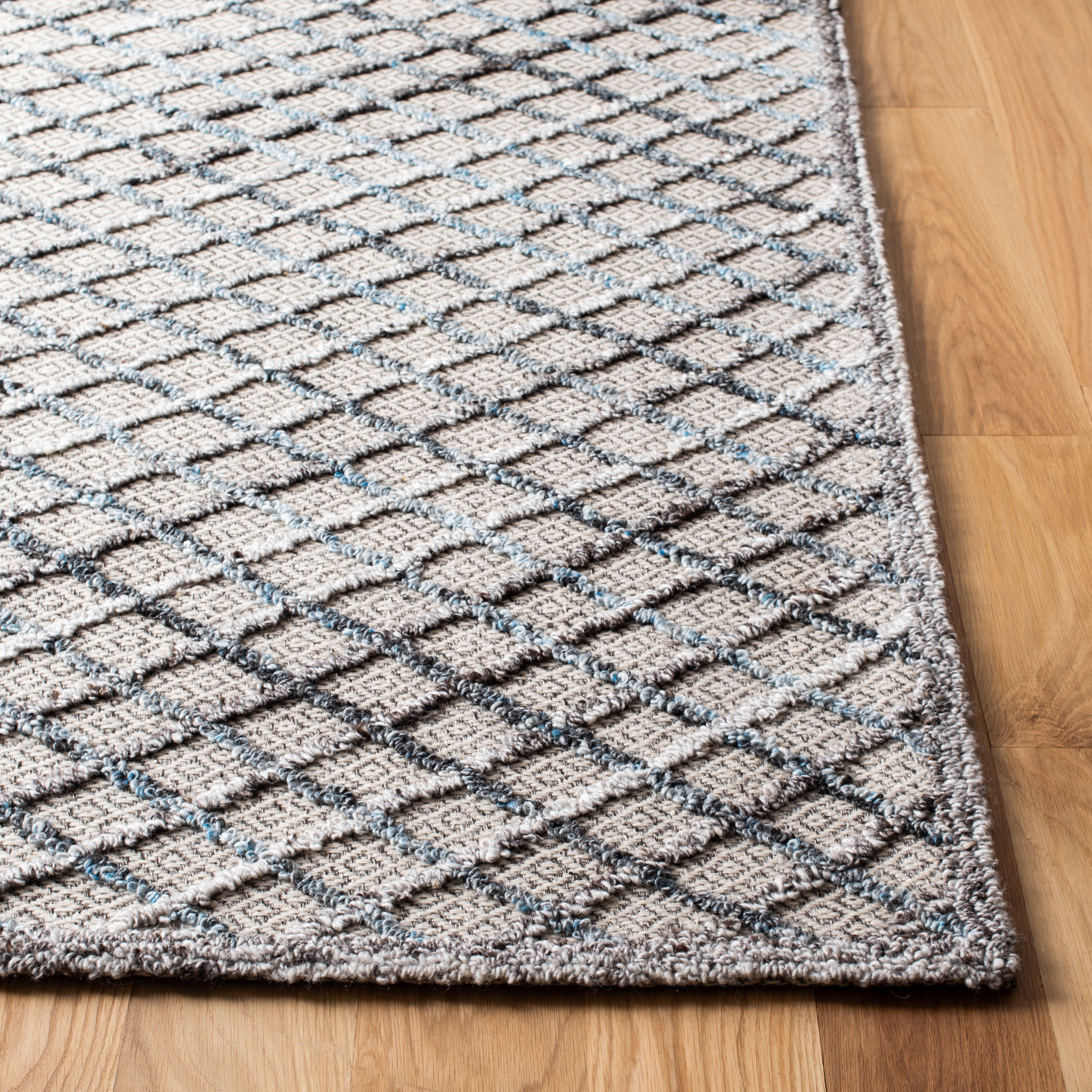 SAFAVIEH Trace Ilarion Geometric Area Rug, Blue/Black, 8' x 10'