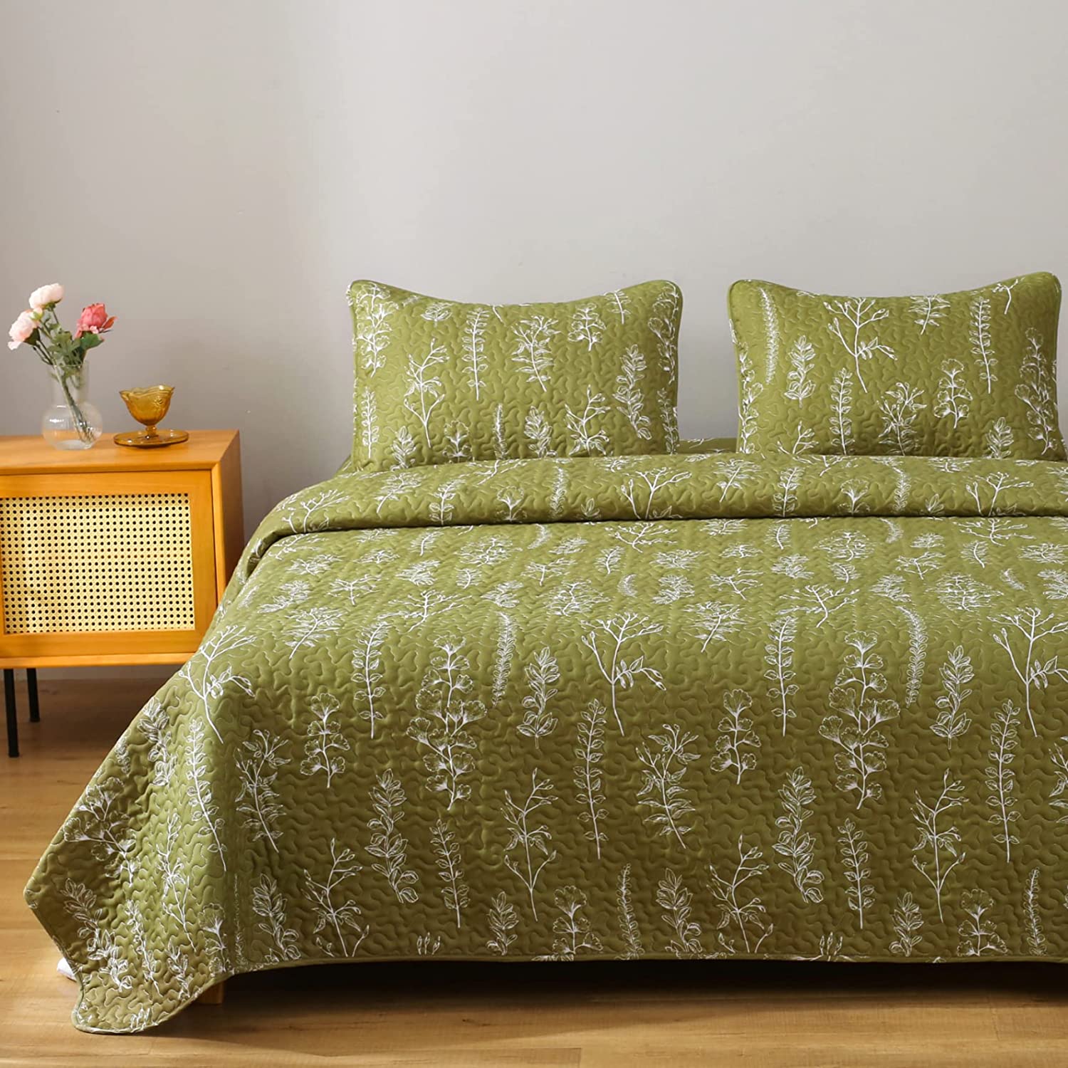 Beach Haven Julian Bedspread