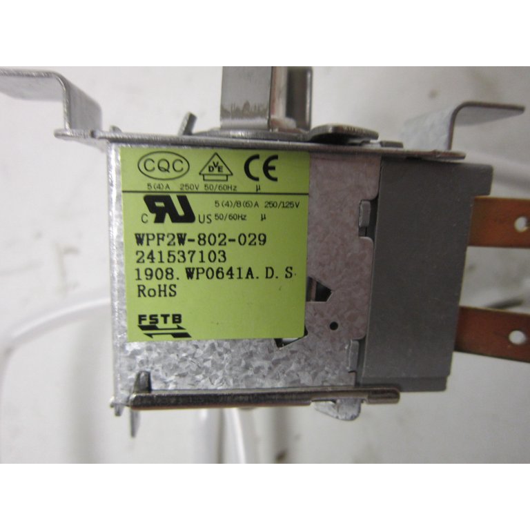 Frigidaire FFTR2021TS5 Refrigerator Temperature Control Thermostat 241537103