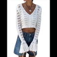 thumbnail image 3 of Blusa para Mujer con Cuello en V y Botones Recortados, Cárdigan de Punto con Mangas Largas Acampanadas. M, 3 of 8