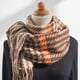 thumbnail image 4 of Bufanda de invierno a cuadros para mujer, chal de tartán cálido y acogedor, bufandas de invierno de gran tamaño para mujer, 4 of 6