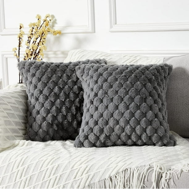 HAPPINESS Paquete de 2 Fundas de Almohada Decorativas Lumbares Súper Suaves y Acogedoras de 18x18 Pulgadas Funda de Cojín de Lujo de Piel Sintética de Felpa Difusa Funda de Almohada para Sofá Cama Sala de Estar, Gris
