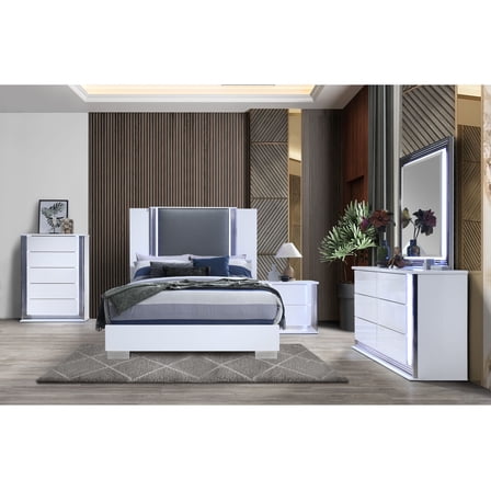 YLIME SMOOTH WHITE QUEEN BED GROUP