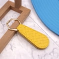 thumbnail image 4 of Presilla Para Sombrero Mochila de PU con clip para sombrero, soporte portátil para sombrero para viajes al aire libre (StyleA amarillo) Tmvgtek Para Estrenar, 4 of 6