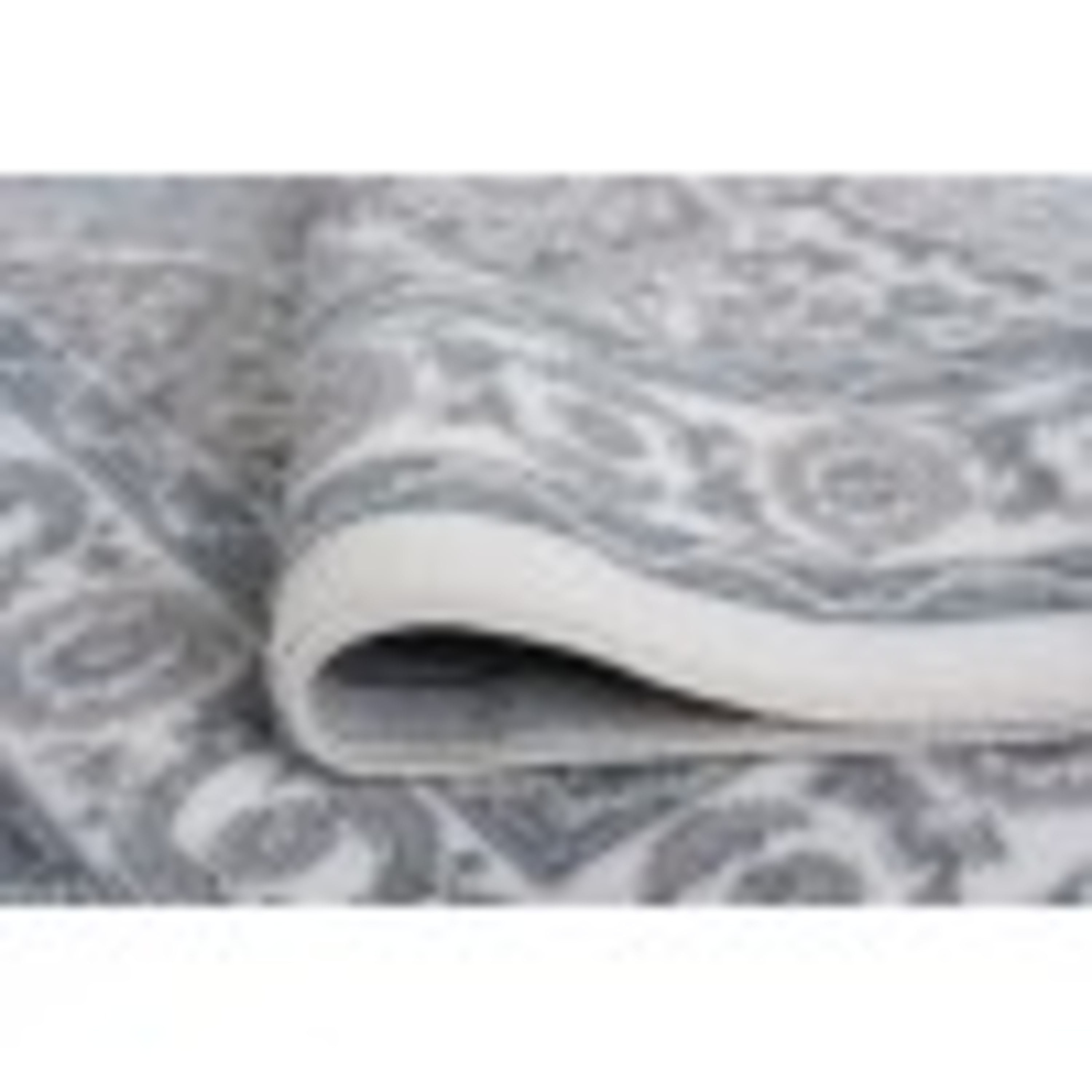 Hampton Traditional 5' x 7' Cream and Gray Polypropylene Indoor Area Rug