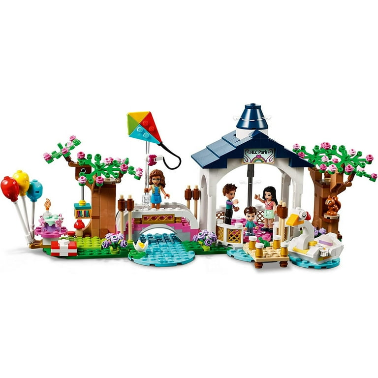 I just finished building the Lego FRIENDS cafe set! It was one of my  favorites to build! : r/lego