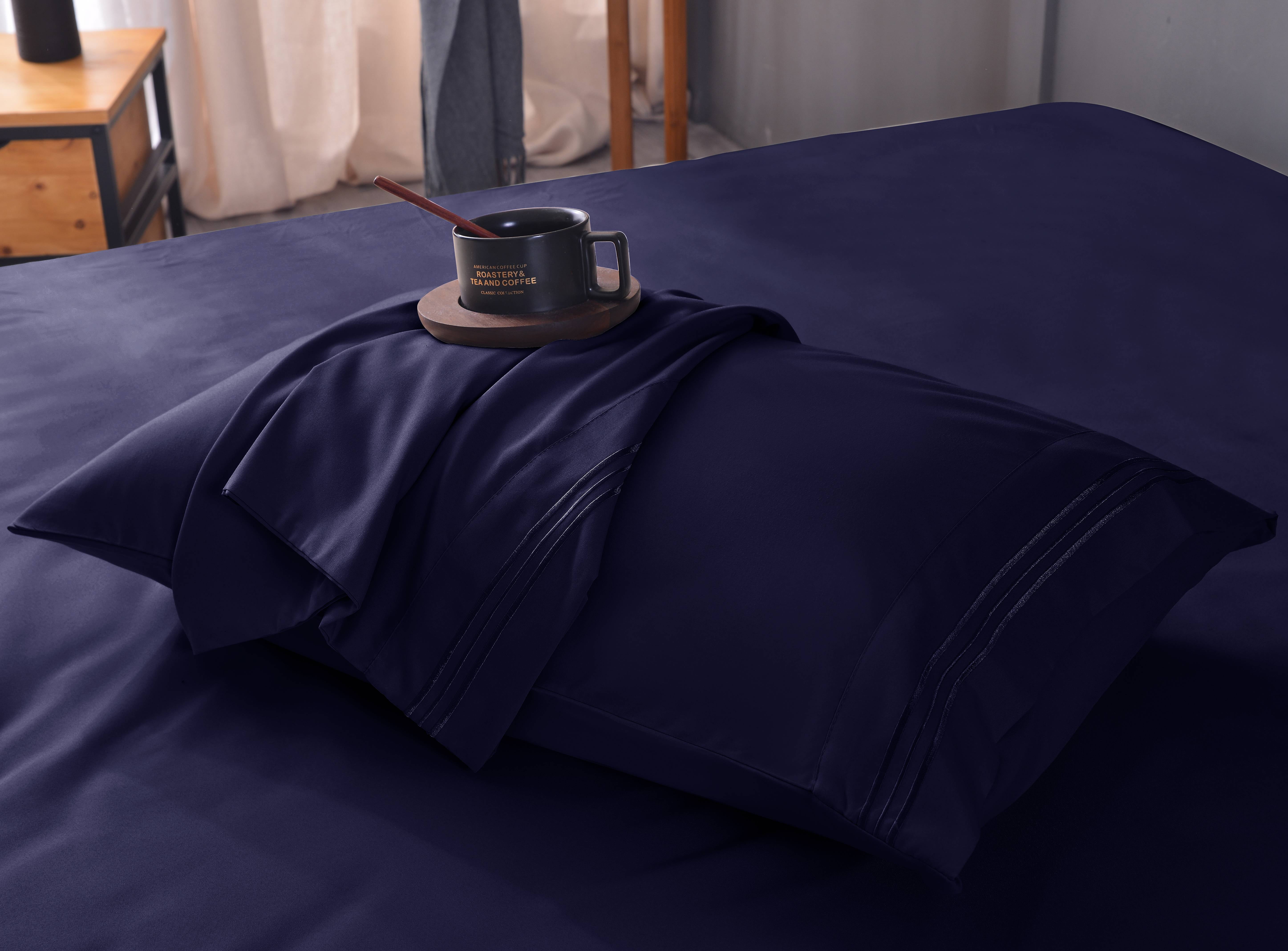 Queen Size Pillowcase, Hotel Luxury Pillowcase, Extra Soft,Easy Fit,Breathable and Cooling