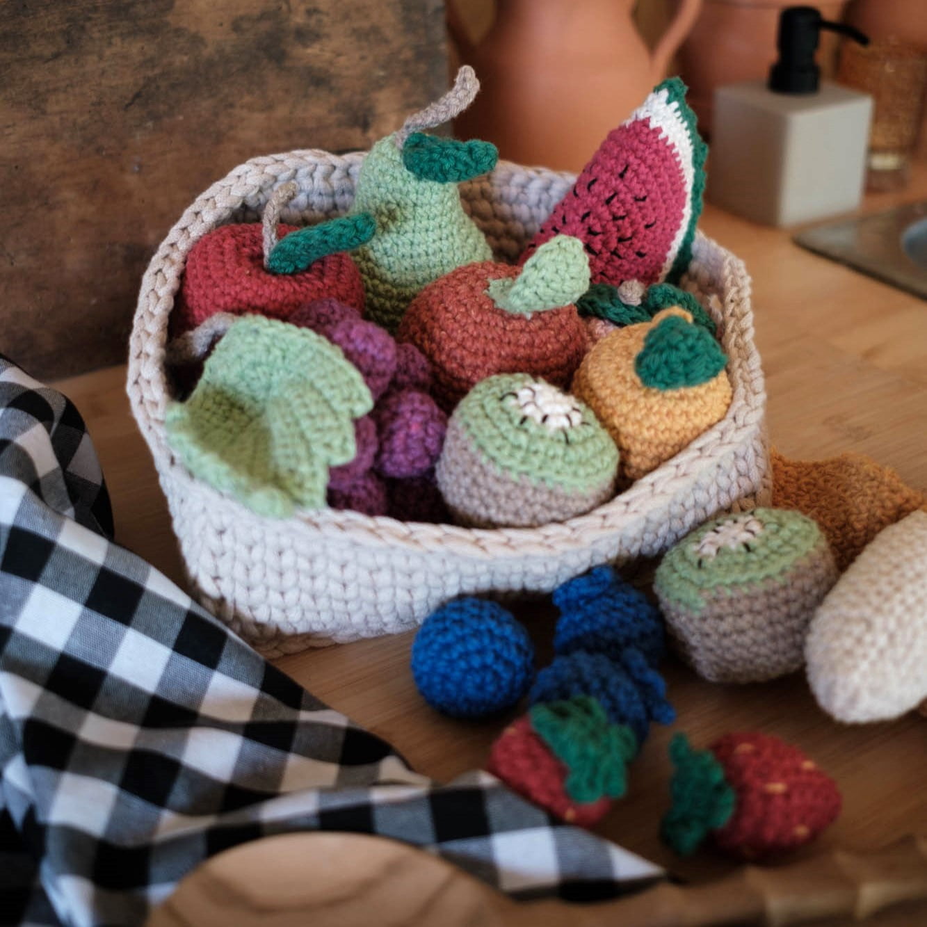 Hoooked Amigurumi DIY Kit W/Eco Barbante Yarn-Fruits Kit