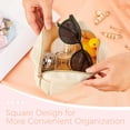 thumbnail image 4 of Bolsa de maquillaje Dunzy de piel sintética impermeable para cosméticos, 4 of 7