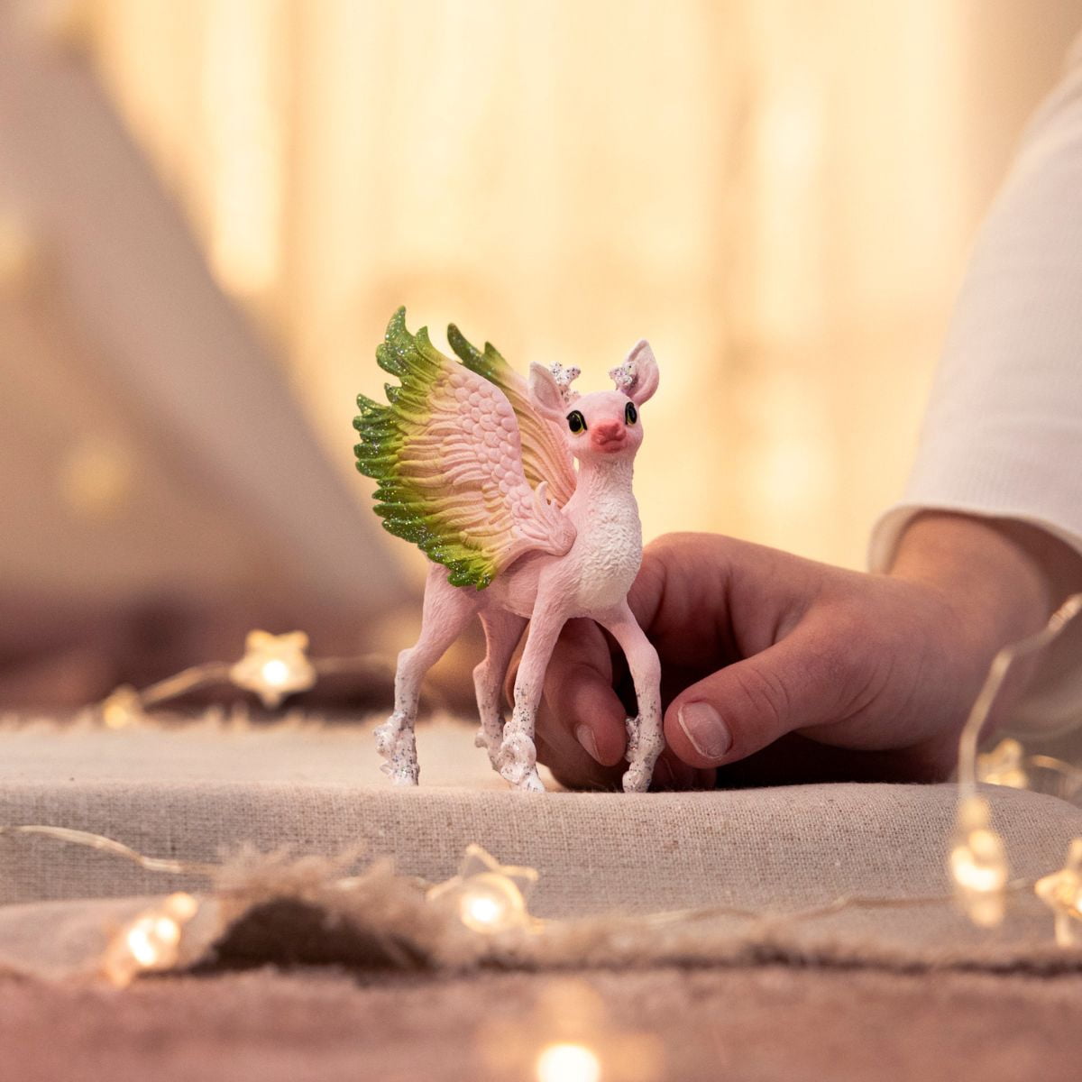 schleich Bayala - 4" Magical Deer Calf - Fairy Animal Toys for Girls and Boys - Cute Creatures for Kids Ages 5+ | 70821