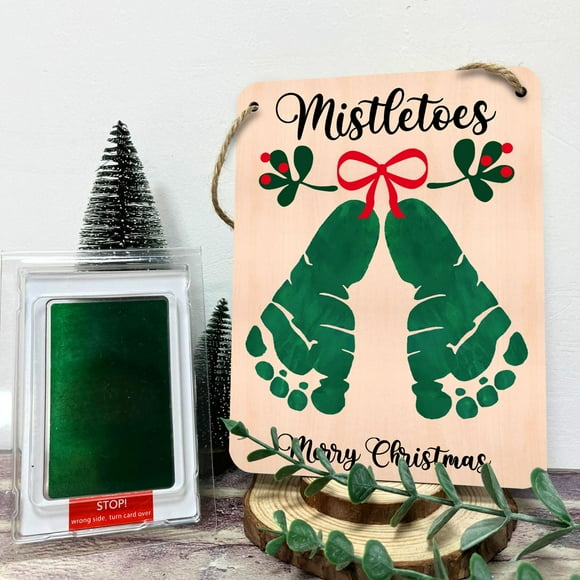 Cartel colgante Trumpetic Baby First Christmas Muérdago 2024