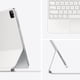 thumbnail image 4 of Magic Keyboard para iPad Pro de 11 Pulgadas (4.ª Generación) y iPad Air (5.ª Generación) - Inglés de EE. UU. - Negro (iPad No Incluido) Apple MXQT2LL/A, 4 of 6