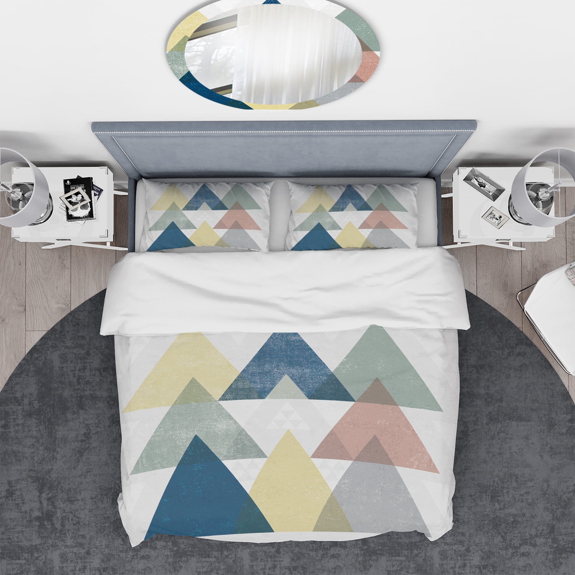 Designart 'Geometrical Composition Triangles II' Geometric Duvet Cover Set
