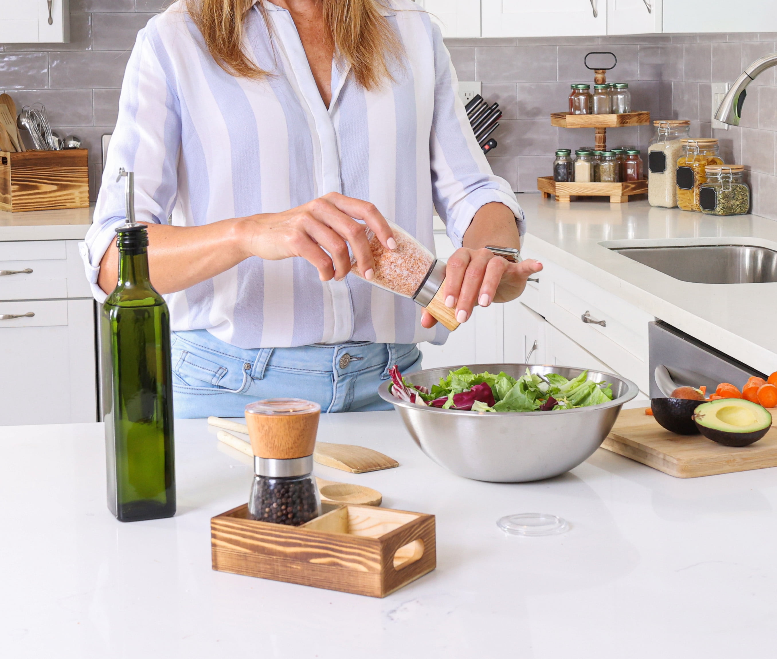 CB Accessories Salt and Pepper Grinder Set with Wood Tray, Manual Sea Salt, Peppercorn & Spice Mill, Clear/Beige