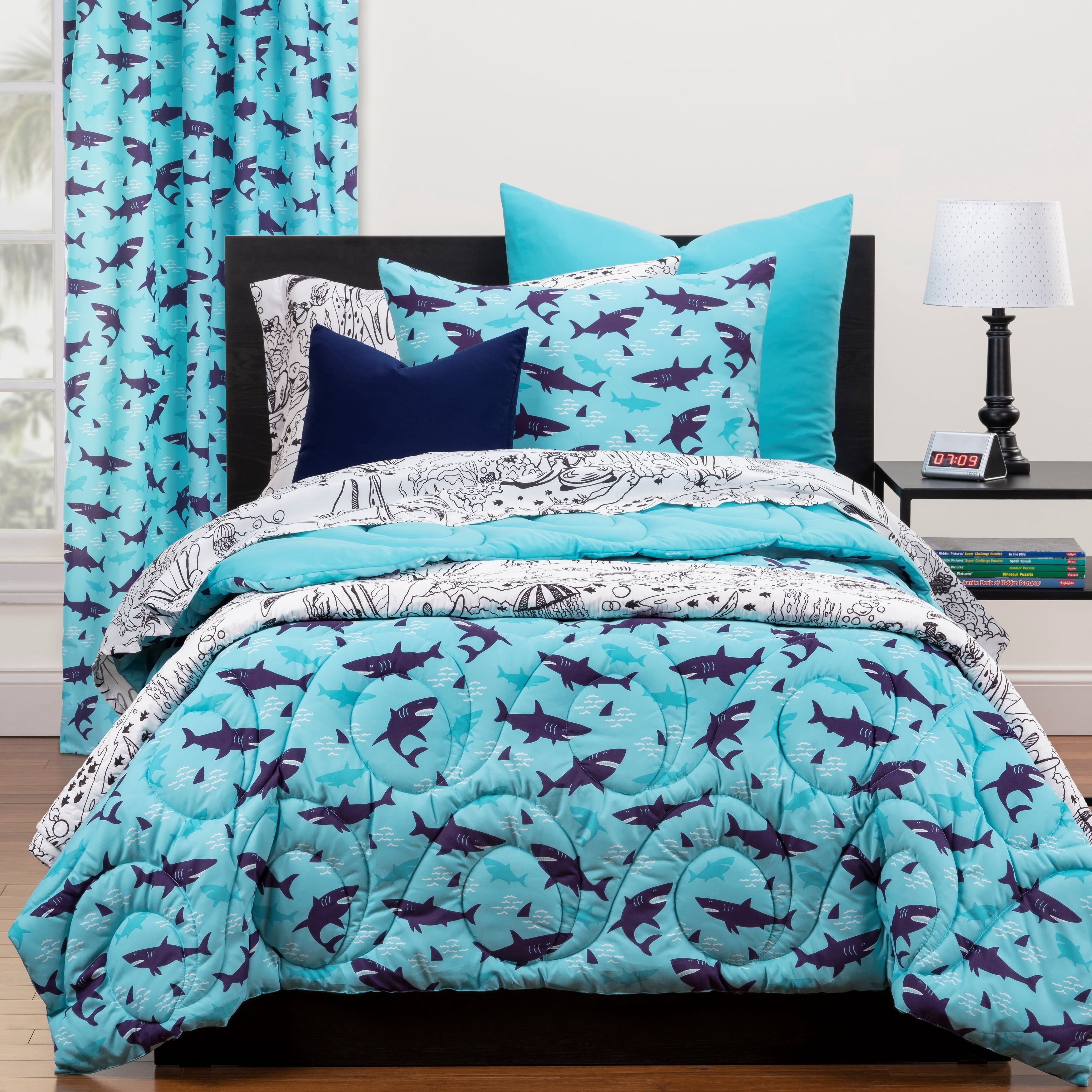 Highlights Shark Sleepover Reversible Comforter Set Twin 2 Piece