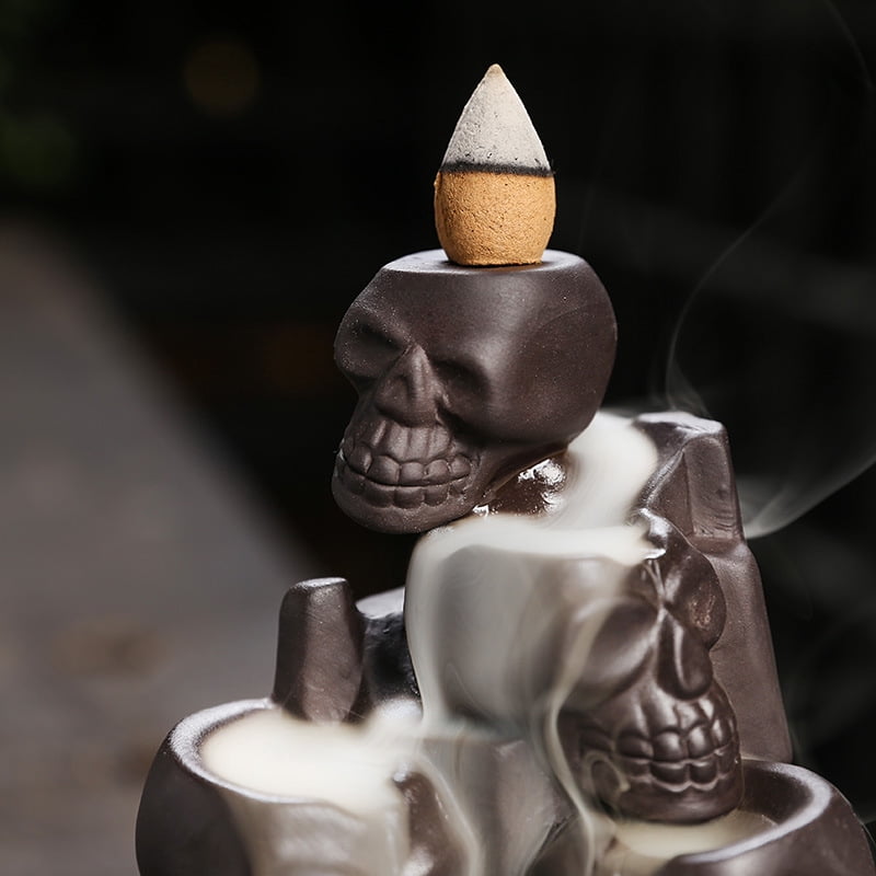 Creative Waterfall Skull Head Series Backflow Incense Burner European Style Halloween Reflow Incense Burner Holder Ornaments