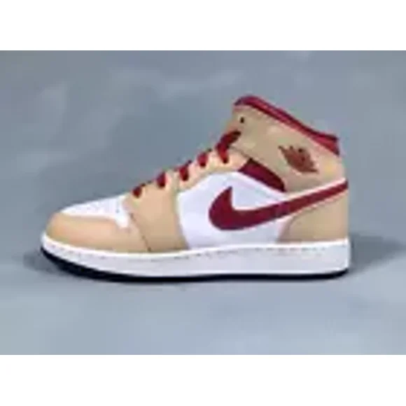 Nike Air Jordan 1 Mid White Onyx Light Curry 554725-201 Size 7Y / Women Size 8.5
