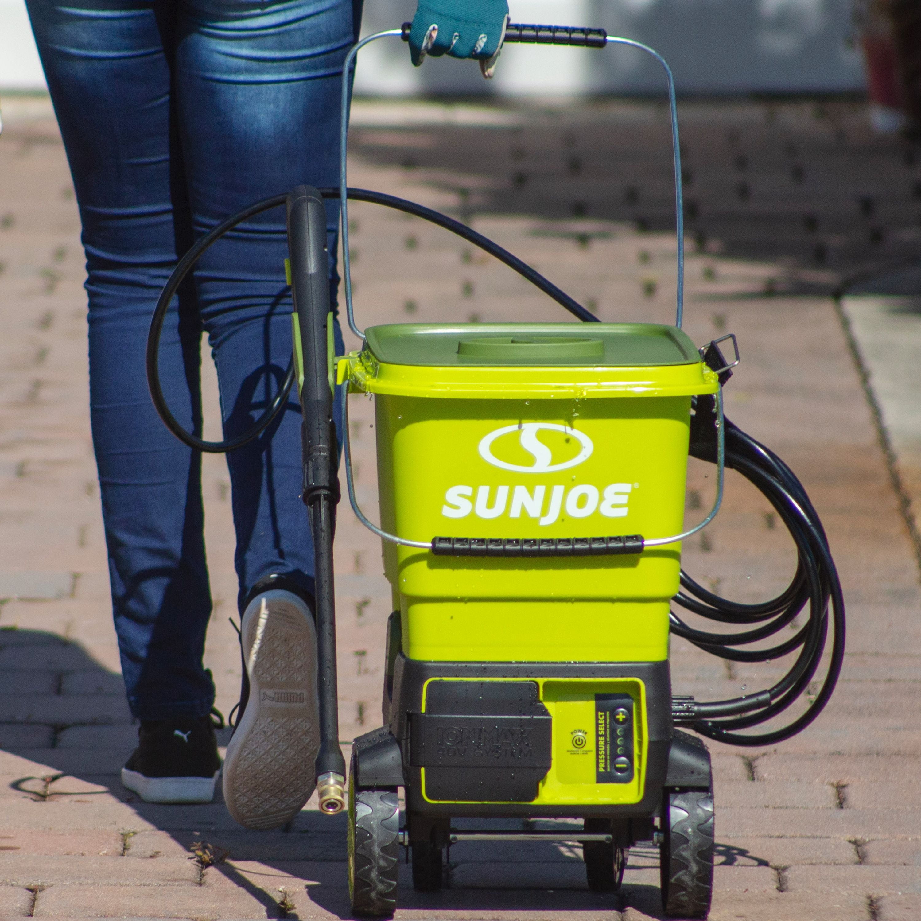 Sun Joe SPX6001C 40V Cordless Pressure Washer, 4.0-Ah Battery, 5.3-Gal Bucket
