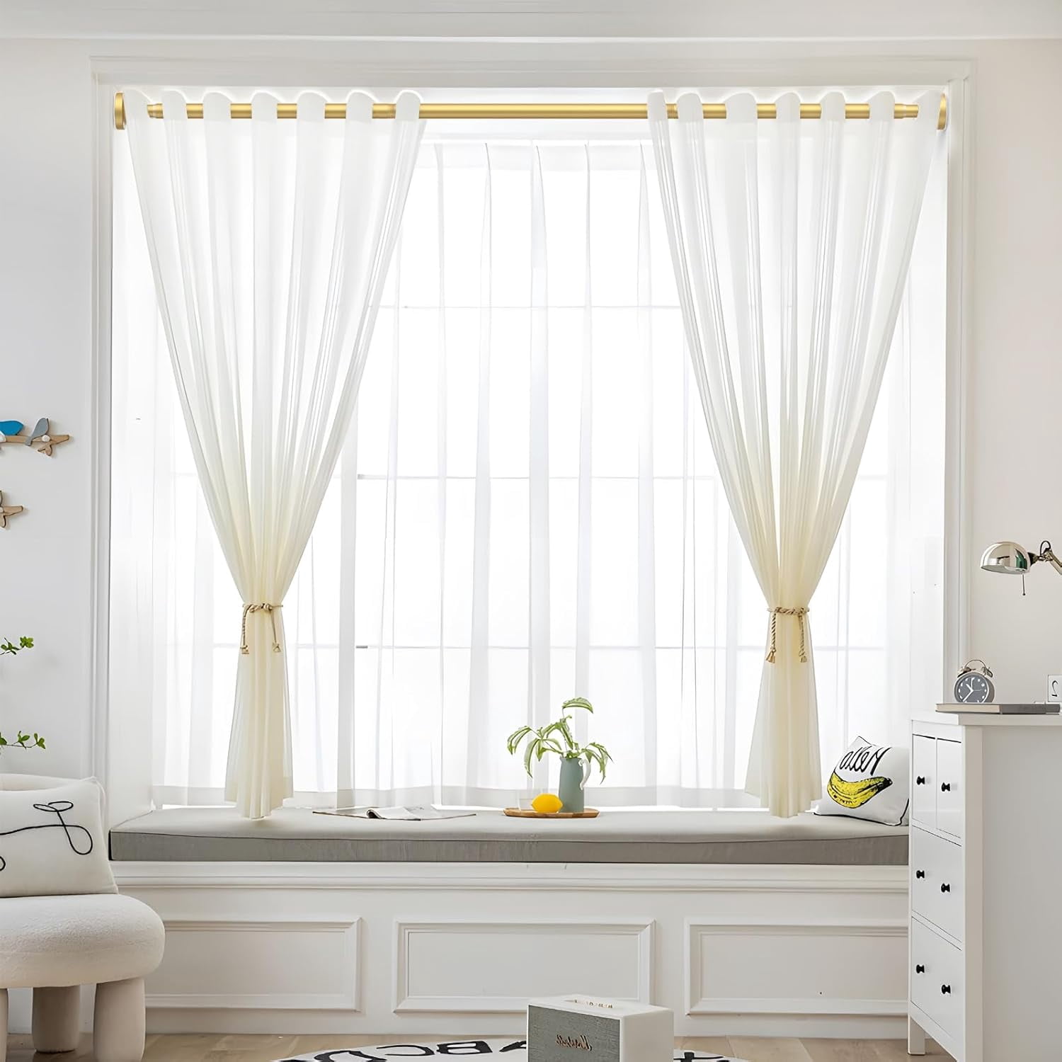 Tension Curtain Rod 28 to 48 Inch, 1pcs Tension Rod 1 Inch Diameter Gold Small Shower Curtain Rod Adjustable Non-Drilling, Anti-Slip, Anti-Rust Spring Loaded Curtain Rods