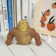 thumbnail image 3 of juguete blando de gorila para apretar contra la ansiedad, 3 of 5