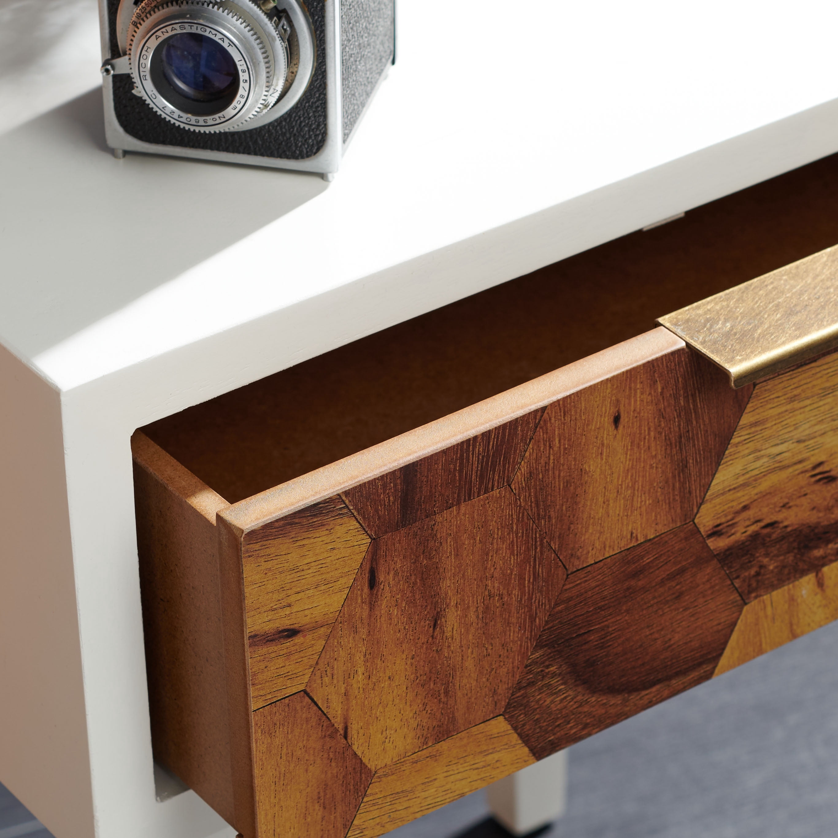 SAFAVIEH Nilo 1 Drawer Modern White/Brown Wood Storage End Table (18 in. W x 15 in. D x 24 in. H)