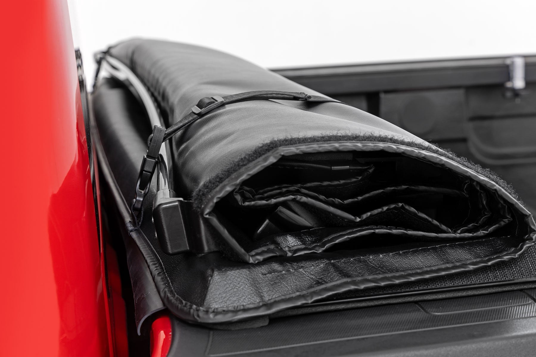 Rough Country Soft Roll-Up Bed Cover for 14-18 Chevy/GMC 1500 | 5'9" - 42119551