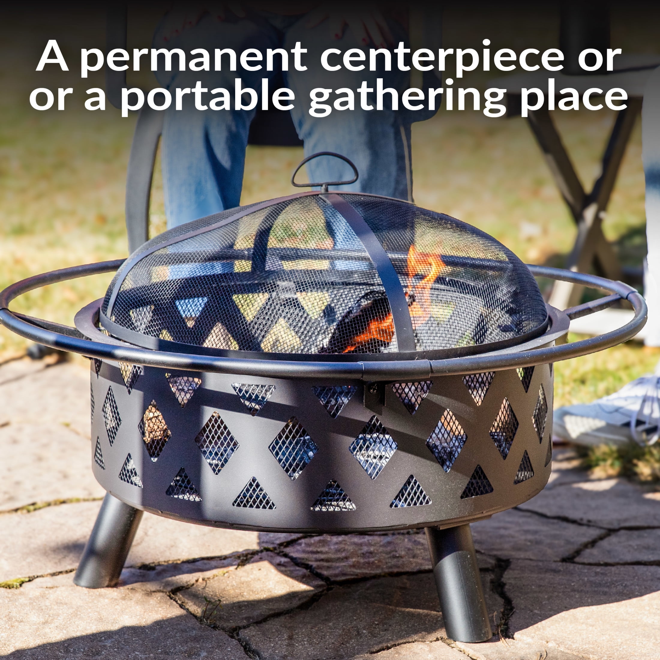 Sunnydaze Crossweave 30" Round Wood-Burning Black Finish Steel Outdoor Fire Pit with Screen
