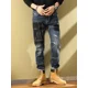 thumbnail image 4 of Pantalones vaqueros rotos con agujeros para hombre, pantalones cargo con gráficos, pantalones vaqueros para hombre, ropa de otoño rota, estilo retro, algodón apilado, informal, 4 of 5