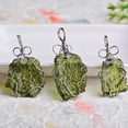 thumbnail image 4 of Colgante De Piedra De Cristal Verde, Colgante De Meteorito Checo Verde Para Hacer Diy, Colgantes, Collares, Piedra Energética Sweethay AP005653-00, 4 of 6