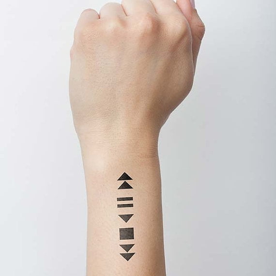 20 Small Sized Tattoo Ideas For Men To Try As Beginners