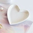 thumbnail image 4 of Ceramic Heart-shaped Bowl Snack Fruit Salad Bowl Breakfast Kitchen Tableware Home Cooking Dishes Dessert Pudding Plate 5, 4 of 6