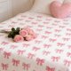 thumbnail image 4 of Manta de franela con lazo rosa | Suave y cómoda, con estampado digital | Ideal para la siesta en la oficina y San Valentín | 75 x 100 cm, 4 of 6