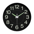 thumbnail image 1 of Reloj que brilla en la oscuridad, silencioso, sin tictac, con números y manecillas luminosos. Estilo A, 1 of 9