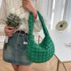 thumbnail image 4 of Bolso de hombro compuesto para mujer impermeable de nailon con almohada bandolera viaje de compras, 4 of 7